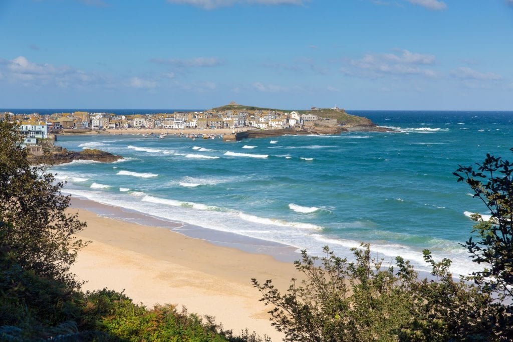 Weekend-Breaks-In-Cornwall-Sea-View