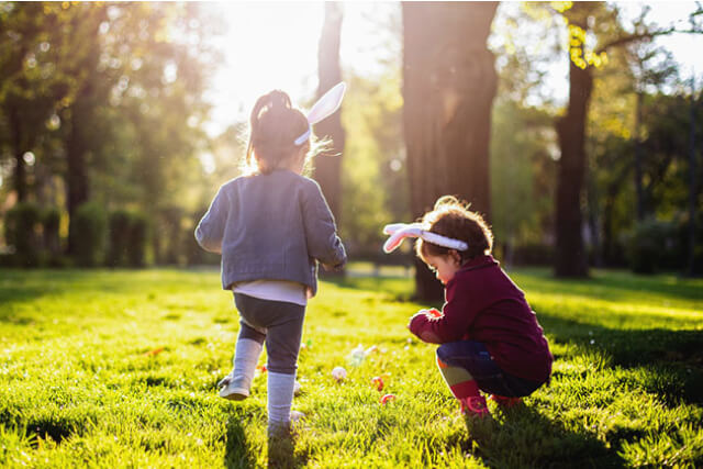 Easter-Activities-in-Cornwall-babies-egg-hunt