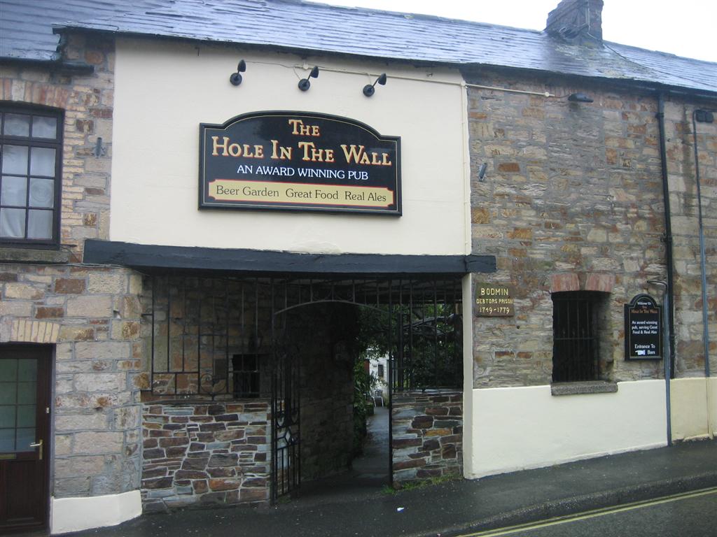 Hole in the Wall, Bodmin